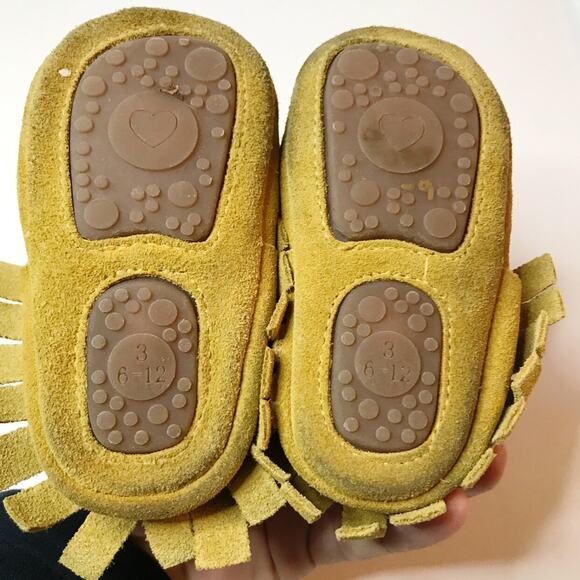 HONGTEYA Yellow Leather Baby Moccasins 3 - Picture 3 of 4